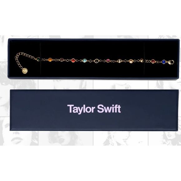 TAYLOR SWIFT BEJEWELED BRACELET - Picture 3 of 8